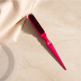 RED TEASE BRUSH - image 3